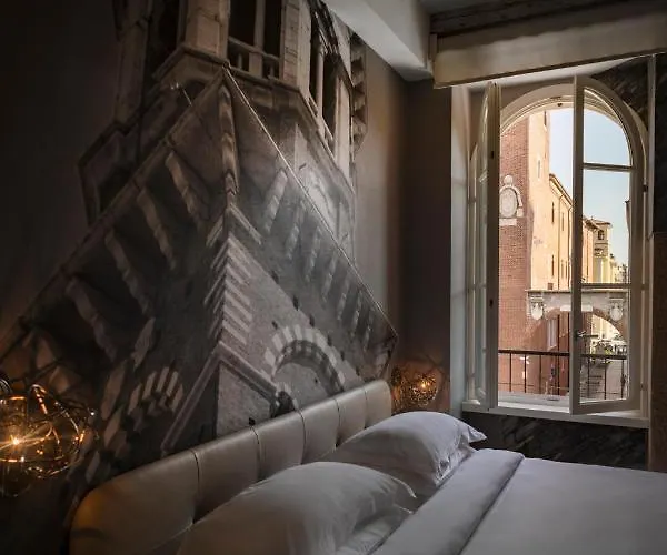 Grand Deluxe Apartment